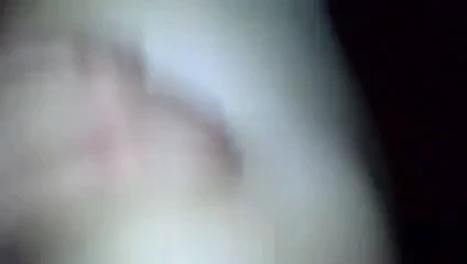 Meine Nachbarin reitet meinen Schwanz