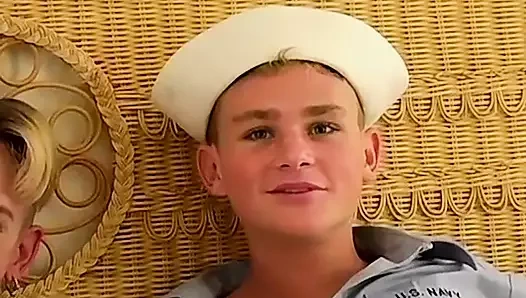 Donanma yeni gelenler larry cotter ve anal seks hardcore olacak