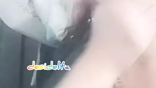 Desi sıcak süper olgun cpl göğüsler kapma tarafından hubby içinde salwar