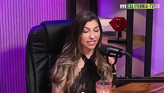 Latin ateşli Alexia Dhein ile podcast