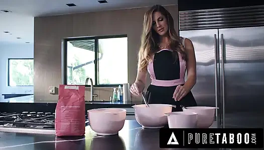 Saf tabu tradwife orta yaşlı seksi kadın annie king striptizci geçmişi ifşa olduğunda azgın en iyi arkadaşları tarafından sikiliyor!