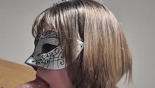 Ona sakso gösterdiğimde dilim ve dudaklarımın erkeğime ne yaptığına ait bir gösteri