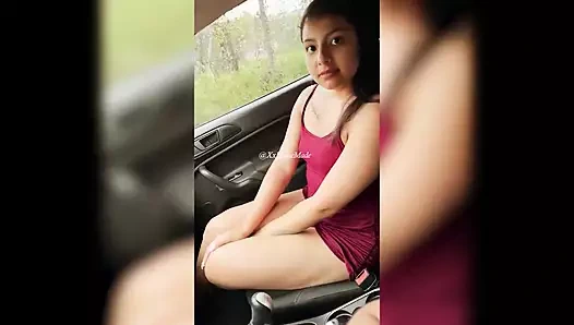 Yolda bir kızı aldım ve beni evini ziyarete davet ederek bana teşekkür etti