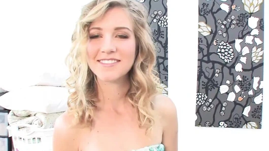 hottie impaled sert üzerinde büyük horoz sonra seks röportaj