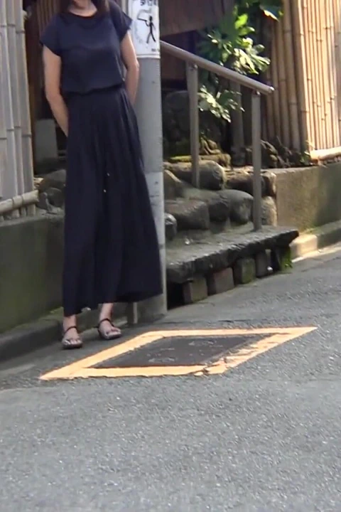 [okayama production, süper büyük göğüsler] şehvetli ve bencil vücutlu mazoşist evli bir kadın. Bir dizi doruk noktası çekimi