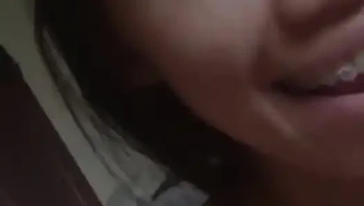 Küçük memeleri seviyor musun