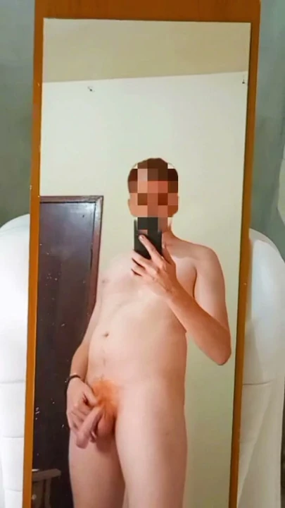 Kızıl saçlı adam kıçını yemek istiyor. "Uno'da kıçını yiyeceğim!"