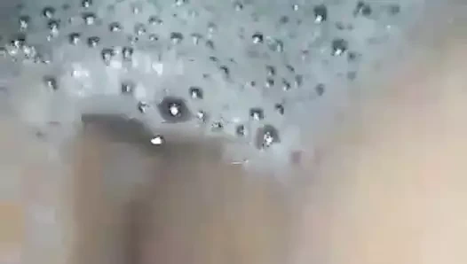 teen kız mastürbasyon içinde the küvet