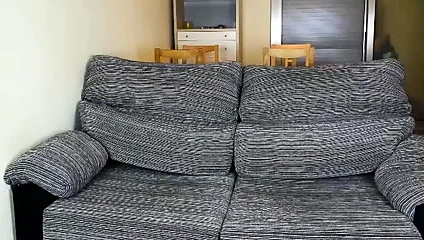 İlk pornosunda, erkek kardeşinin arkadaşını beceriyor!