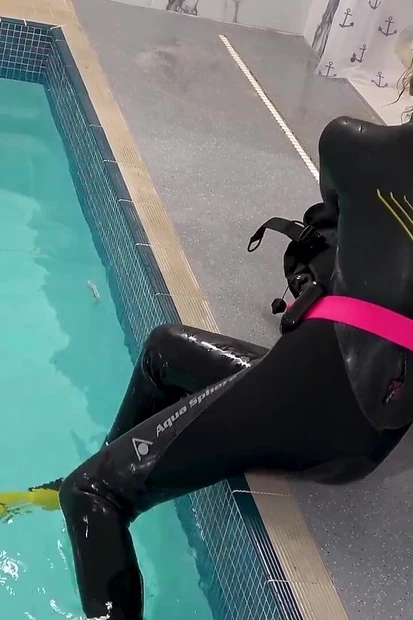 Подводное плавание с маской и подводным плаванием - мокрое и дикое развлечение на первом свидании