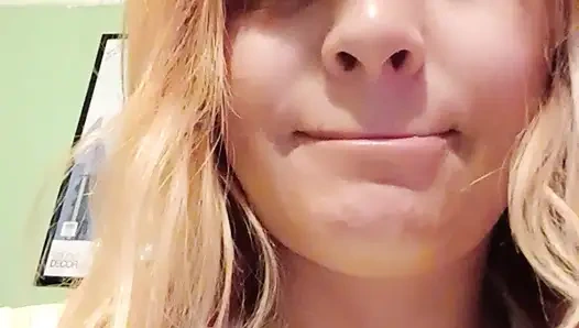 Beni oynarken görmek ister misin?