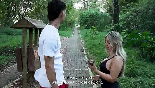 I fuck a stranger in public and he cums in my mouth... I hope no one saw us! Naty Delgado