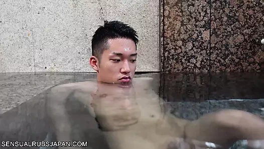 Japon hamamında seyir