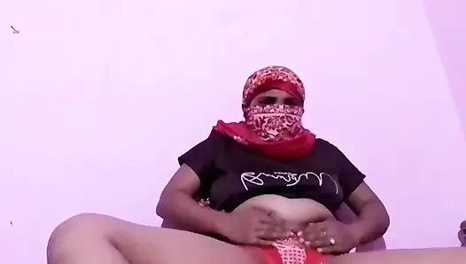 Bur se khoon gir raha hai