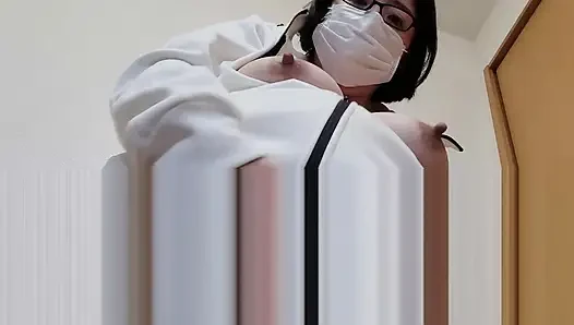 Evli kadın çılgınca mastürbasyon yapıyor