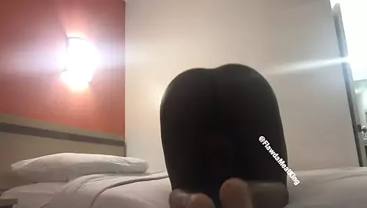 O boğazda derinleşmek