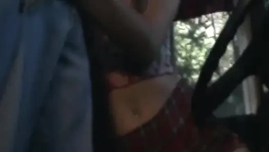 Sarışın hatun ıslak otobüs sikişi festivalinde genişliyor