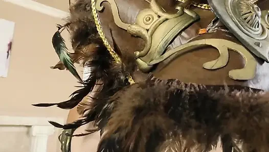 Üvey baba üvey oğlunun cosplay bağımlısı kız arkadaşını sikiyor