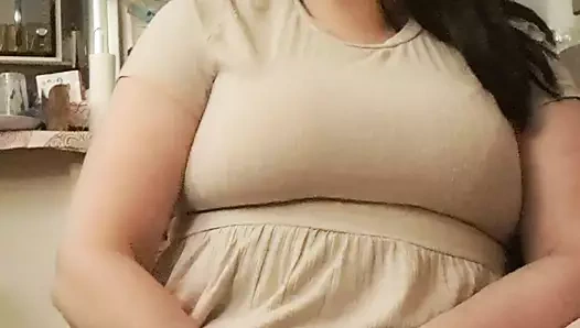 Ateşli üvey anne ile orgazm sona eriyor