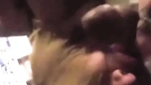 Ateşli Evli Kadın Yarak Sürtüğü "elsalicious" Iki Bağımlı