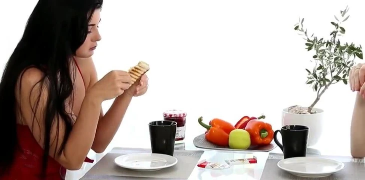 Kahvaltıda hayal kurmak