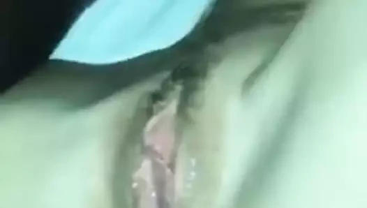 Beyaz sürtük büyük zenci yarağının içine boşalıyor