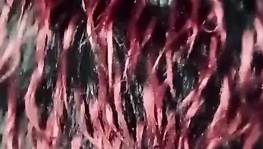 Parlak pantolonlu büyük götümle seni azdırıyor