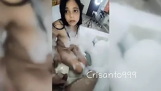 Sürtük kızı üvey tavlıyor