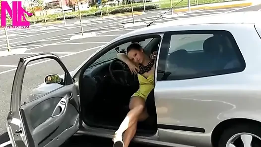 Seksi yılan tasarımı bale dairelerinde şehvetli sarkma