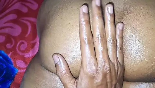 Full Ass Massage and Pussy Massage Rustic Women Big Ass Fuck Video in the Bedroom