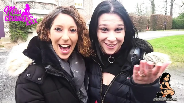 SERT BUKKAKE CHIENNE SOPHIA MISSCHAUDEXXXX