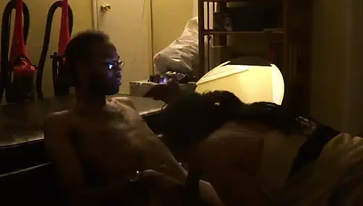 Amanda ve godzilla ilk karşılaşma