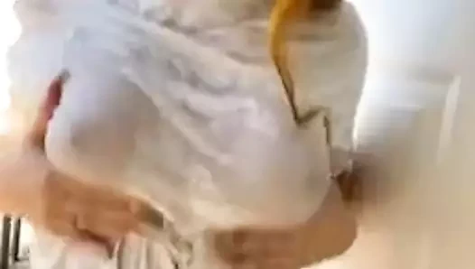 Ev yapımı ıslak tişört