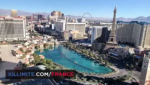 Ateşli bir esmerle Las Vegas'ta bir otelde seks