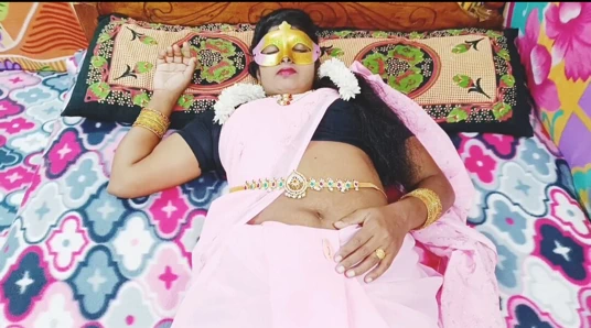 Tam video, düğün gecesi, kayınvalidesi maalesef kayınpederle sikişiyor, Telugu edepsiz konuşma