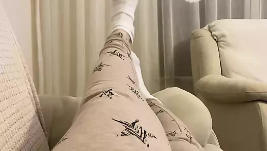 Yatmadan önce çoraplarıma ve ayaklarıma tap