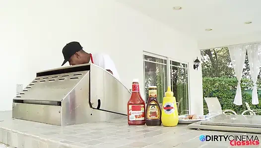 Cookout staje się dziką hebanową orgią