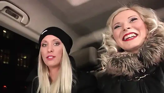 Sarışın Otobüste Sert Sikiliyor