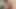 Olgun esmer orta yaşlı seksi kadın büyük göğüslerini sıkıyor ve amcığını derinden sikiyor