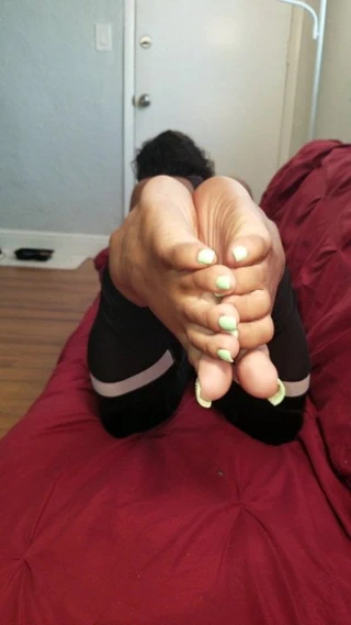 Latina yeşil ayak joi