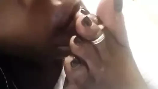 güzel ayak tırnakları