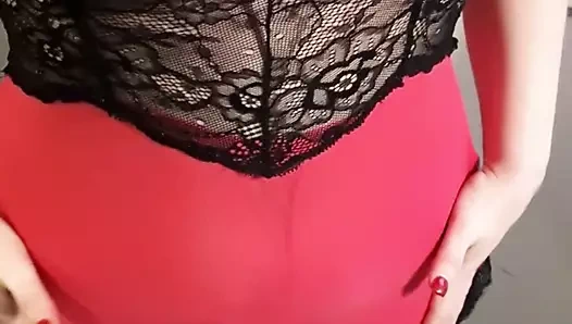 Siyah ve kırmızı dantelli iç çamaşırı