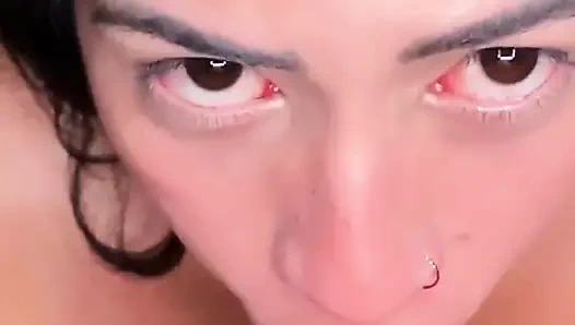 MILF Kylei Ellish, Brian Evansx ile büyük poposuyla sert seks yapıyor