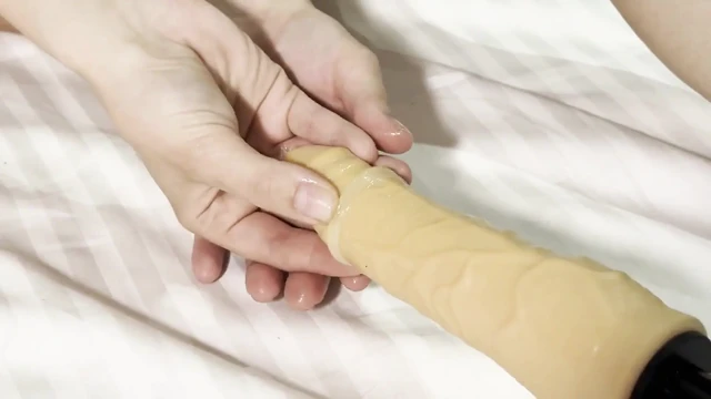 Fotoğrafçı sikiş makinesiyle seks yapıyor