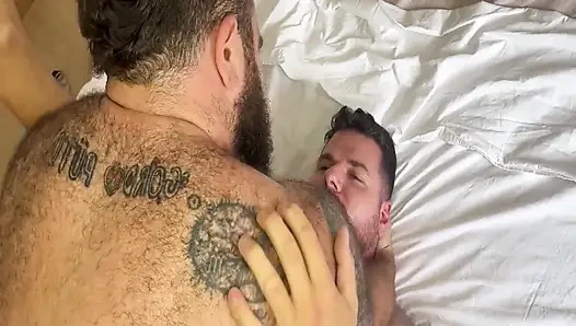 Aktif Ayı Anton'la birlikte, Misyoner, At Biniciliği,