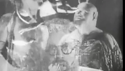 1930'ların sömürüsü, çıplaklık şeytan canavarı fragmanı