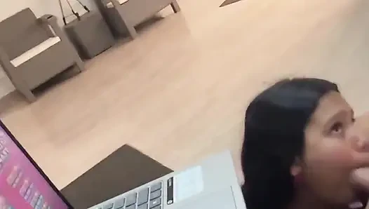 Uyandıktan sonra gündelik seksi seviyoruz, çok sevişiyoruz