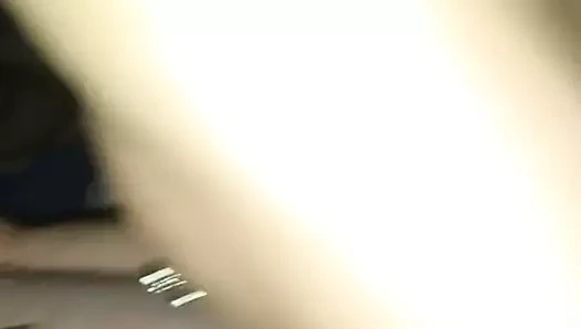 Twink büyük zenci yarağını emiyor