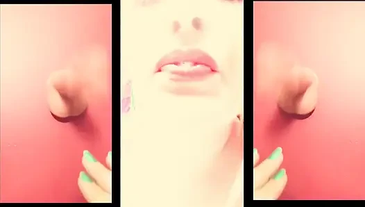 Kız arkadaşın seni pornoya bakarken yakaladı, bu yüzden sana tükürüyor ve sikini tokatlıyor konuşmadan