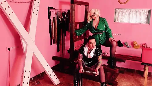 Sahne arkası videosu - kadın kılıklı kadın egemenliği bakış açısı